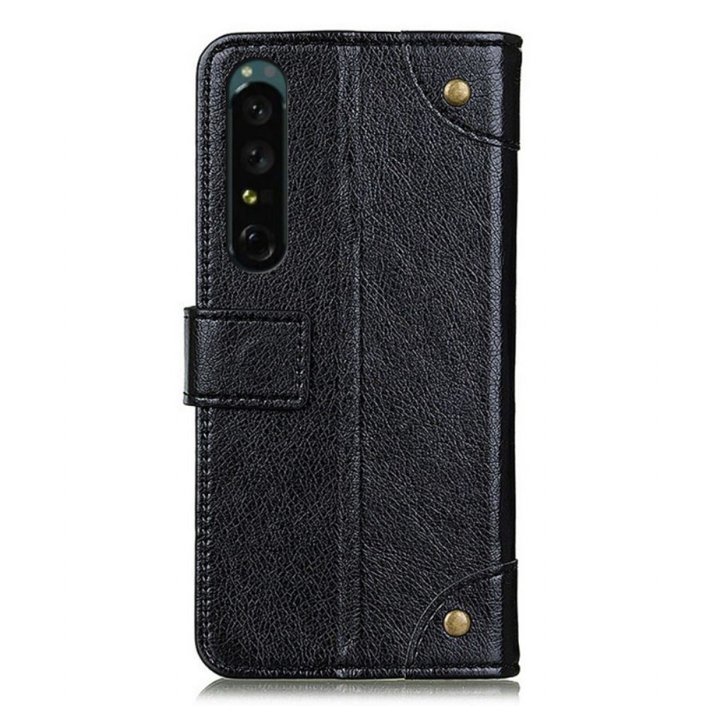 Leren Hoesje voor Sony Xperia 1 IV Nappaleer Stijl Met Klinknagels