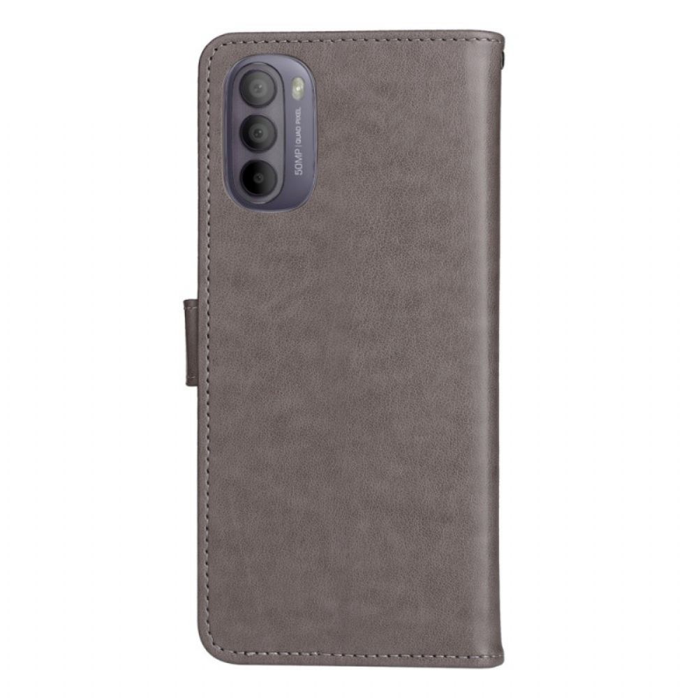 Folio-hoesje voor Moto G31 / Moto G41 Met Ketting Kat En Bij Met Riem