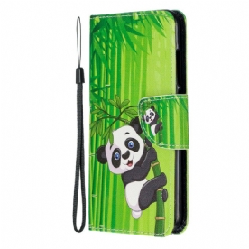 Leren Hoesje voor Xiaomi Redmi 7A Met Ketting Panda Op Bamboeband