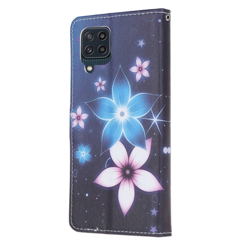 Leren Hoesje voor Samsung Galaxy M32 Met Ketting Maanband Bloemen